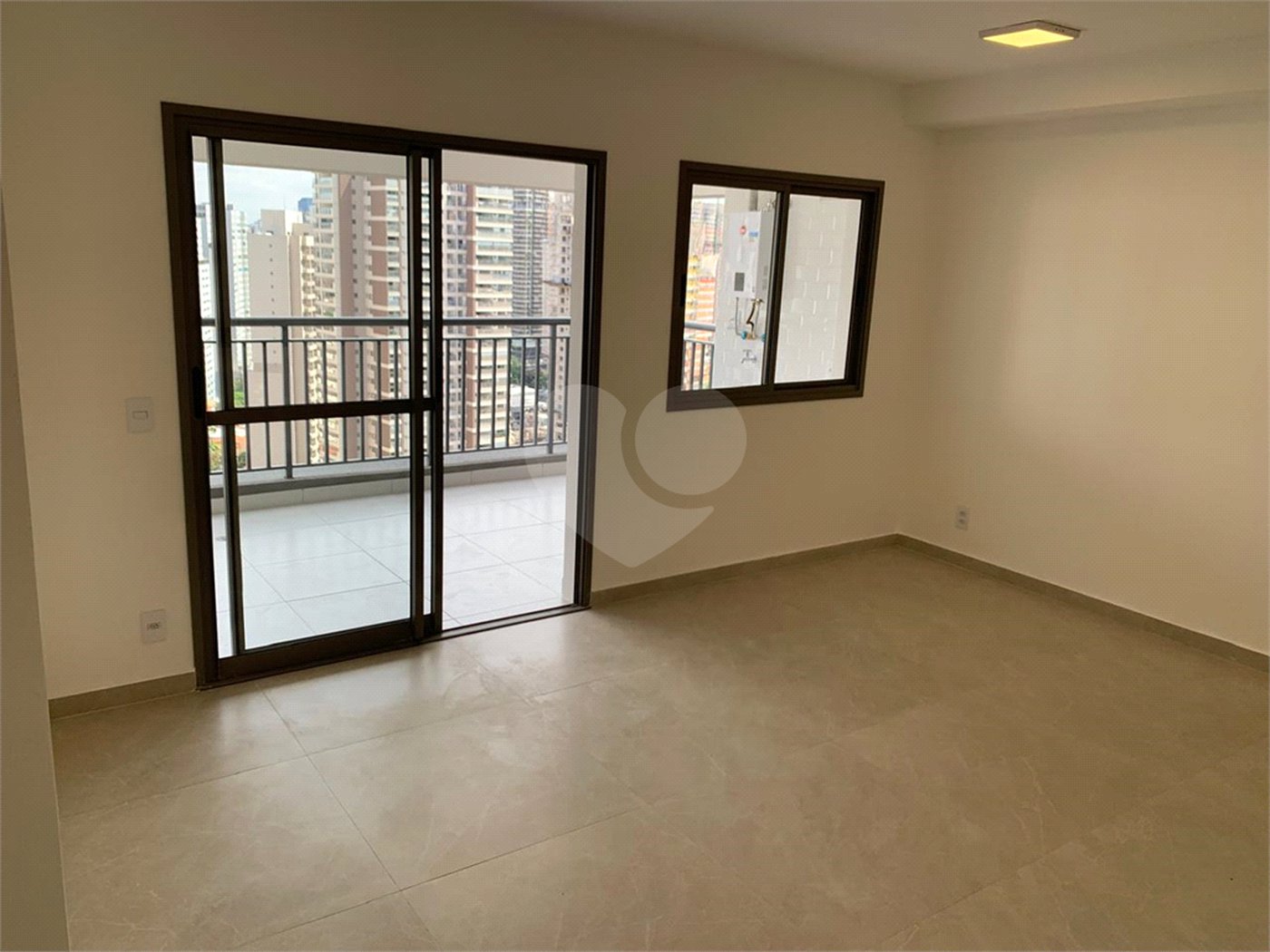 Apartamento para alugar com 1 quarto em Santo Amaro, São Paulo, SP