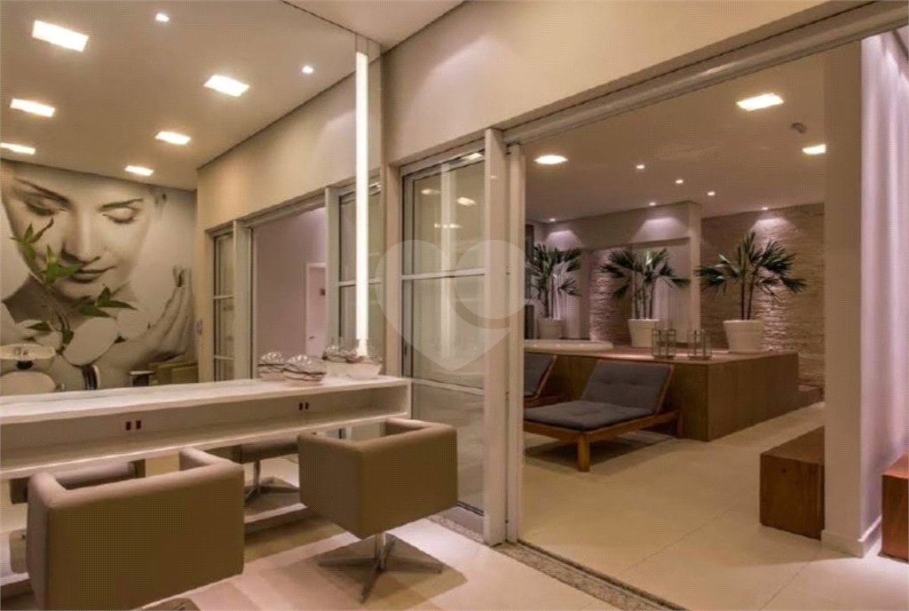 Apartamento à venda ou para alugar com 3 quartos, sendo 1 suíte,  em Parque Reboucas, São Paulo, SP