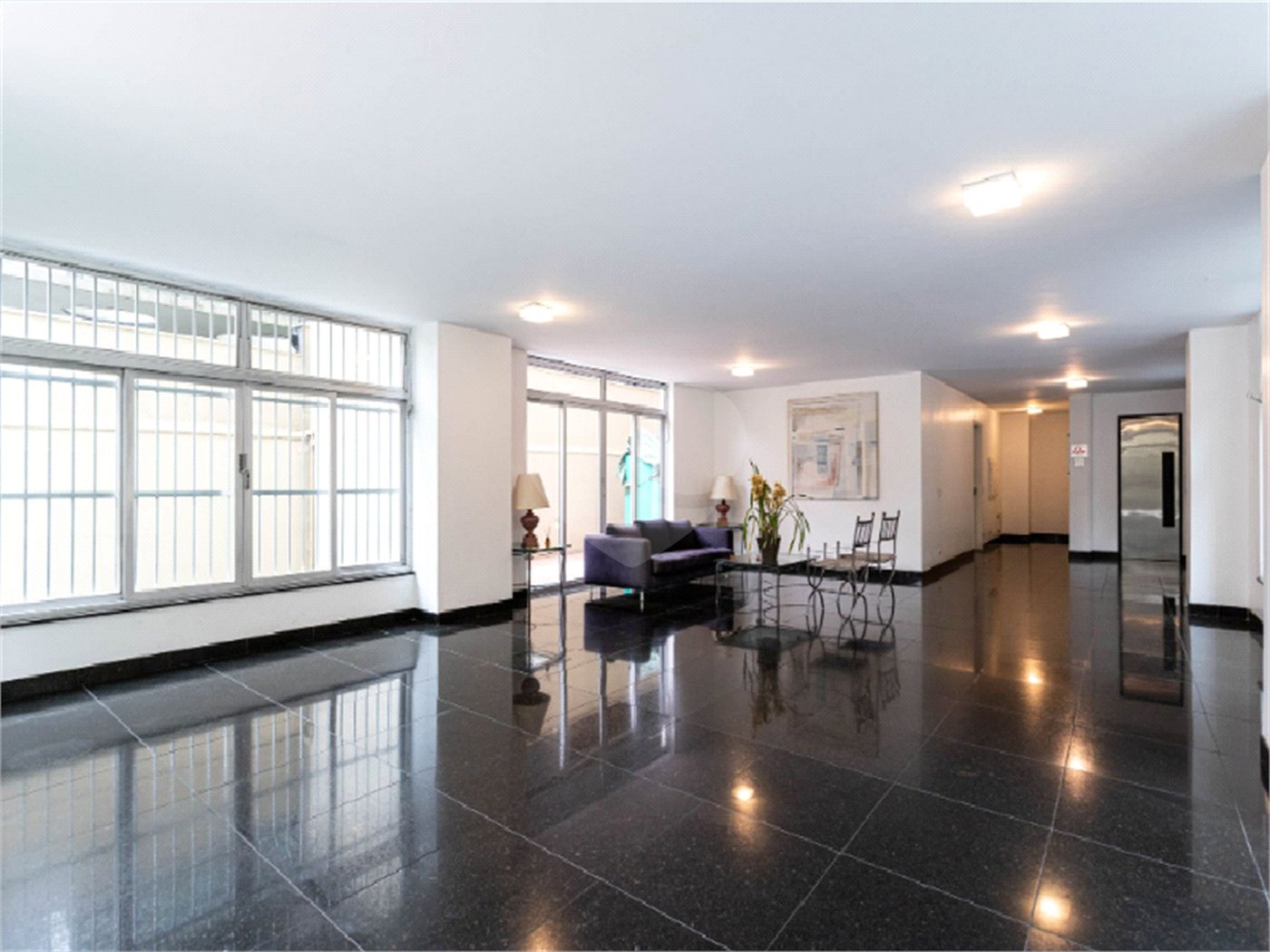 Apartamento à venda com 3 quartos, sendo 1 suíte, em Itaim Bibi, São Paulo, SP
