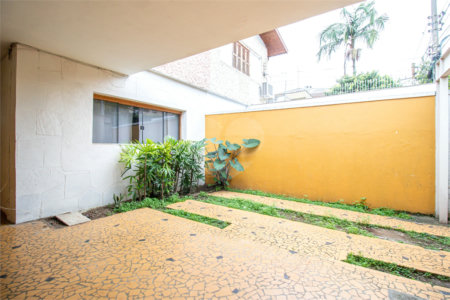 Sobrado à venda com 3 quartos, sendo 1 suíte, em Chácara Monte Alegre, São Paulo, SP