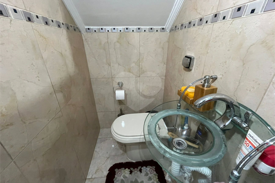 Sobrado à venda com 2 quartos, sendo 1 suíte, em Vila Nova Mazzei, São Paulo, SP