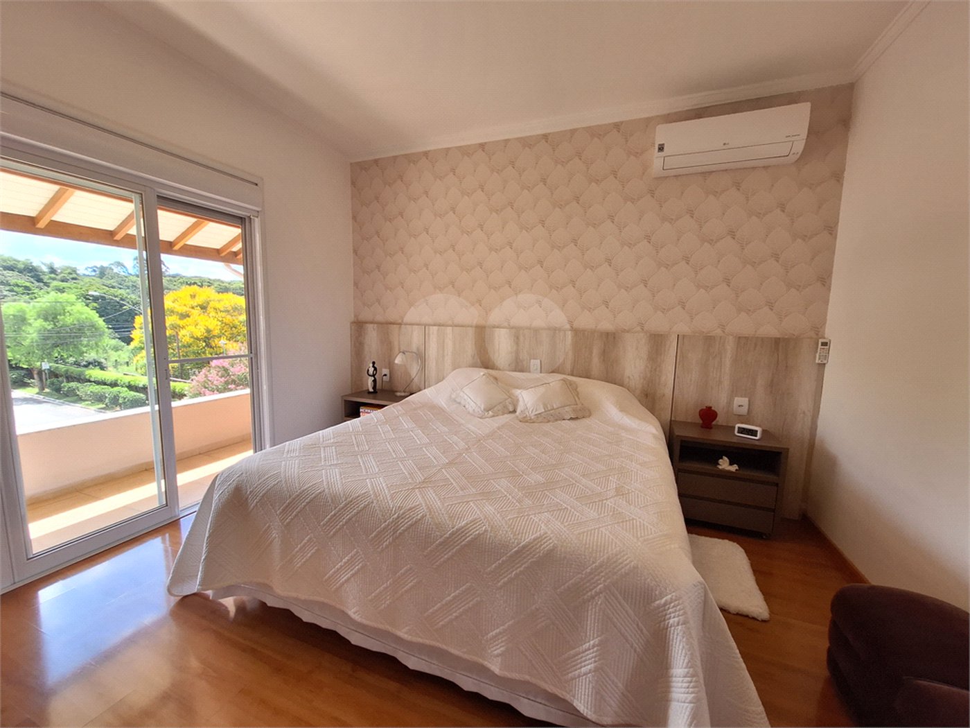 Casa à venda com 3 suítes no condomínio Residencial Villa Di Treviso, Vinhedo - SP