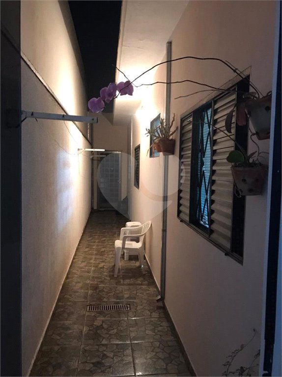 Casa térrea para venda.