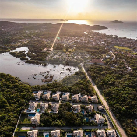 Casa em condomínio à venda com 6 quartos, sendo 4 suítes,  no Centro (mangue), Armação dos Búzios, RJ