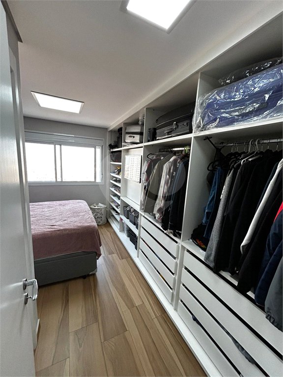 Apartamento à venda com 3 quartos, sendo 1 suíte,  em Jardim Caboré, São Paulo, SP