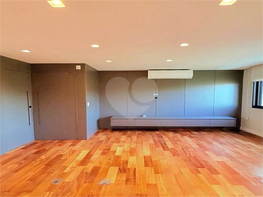 Apartamento para alugar com 2 suítes em Vila Andrade, São Paulo, SP