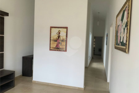 Casa à venda com 3 quartos, sendo 1 suíte, no condomínio Marf Iii- Fase III, Bom Jesus dos Perdões - SP