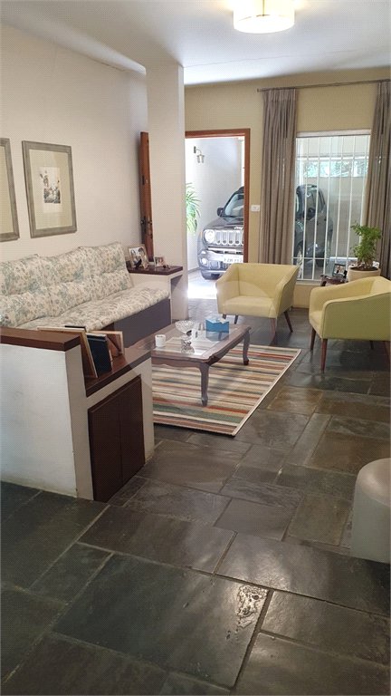 Sobrado à venda com 3 quartos, sendo 1 suíte,  em Chácara Santo Antônio (zona Sul), São Paulo, SP