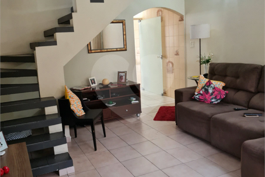 Sobrado à venda com 3 quartos, sendo 1 suíte, em Vila Ester (zona Norte), São Paulo, SP