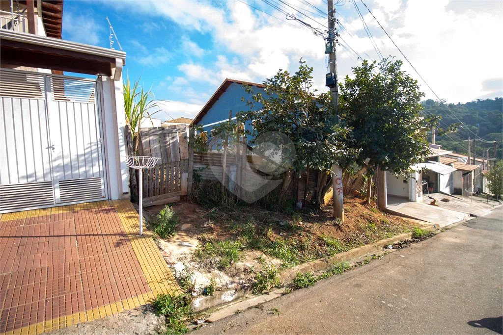 Terreno à venda em Vila Guilhermina, São Roque, SP