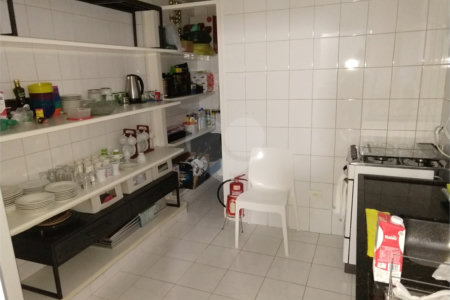 Casa à venda com 3 quartos em Mirandópolis, São Paulo, SP