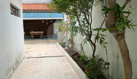 Casa à venda com 3 quartos, sendo 1 suíte, em Jardim Brasil (zona Sul), São Paulo, SP