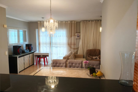 Apartamento à venda com 2 quartos, sendo 1 suíte, no Centro, São Bernardo do Campo, SP