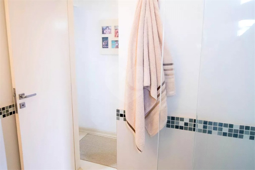 Apartamento à venda com 2 quartos, sendo 1 suíte, em Campo Belo, São Paulo, SP