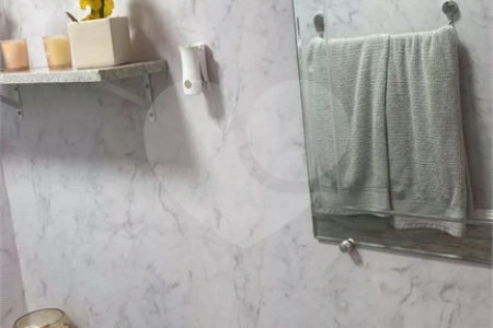 Apartamento 2 Dorms na SÉ (26º andar)