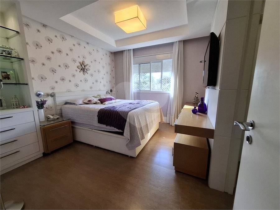 Apartamento à venda com 3 suítes em Santana, São Paulo, SP