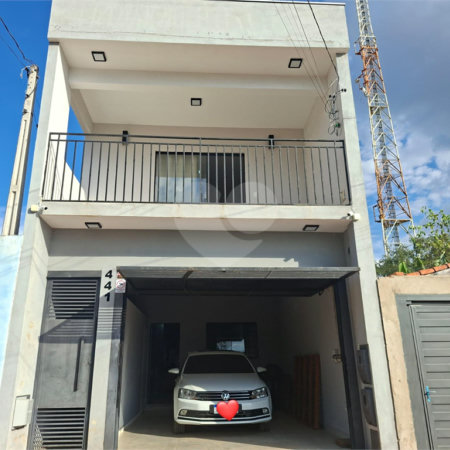 Sobrado à venda com 5 quartos em Jardim Bela Vista, Itapetininga, SP
