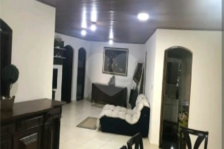 Sítio à venda com 4 quartos, sendo 2 suítes, em Biritiba Ussu, Mogi das Cruzes, SP