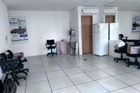 Sala comercial com 39m² , 1 vaga de garagem, à venda na Saúde