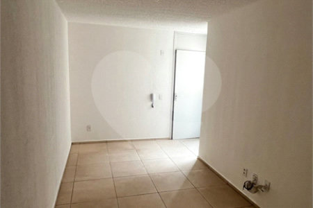 Apartamento à venda com 2 quartos em Santa Cruz, Rio de Janeiro, RJ