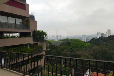 Casa à venda ou para alugar com 4 quartos, sendo 1 suíte, em Sumarezinho, São Paulo, SP