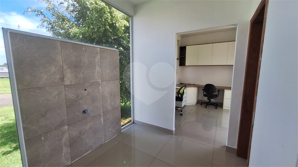 Casa à venda com 4 quartos, sendo 3 suítes,  no condomínio Fazenda Alta Vista, Salto de Pirapora - SP