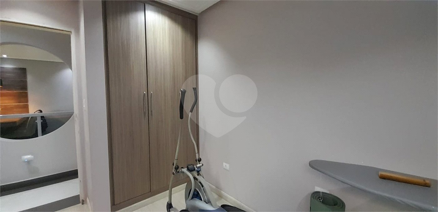 Sobrado à venda com 3 quartos, sendo 2 suítes,  em Vila Pires, Santo André, SP