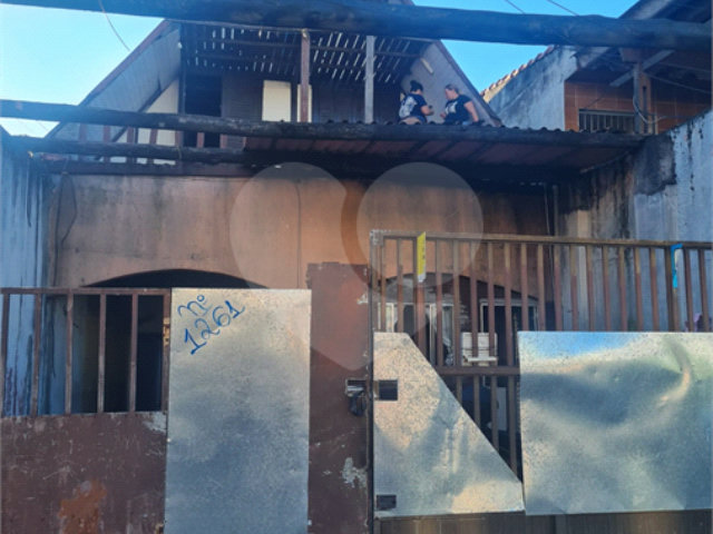 Sobrado à venda com 5 quartos, sendo 4 suítes,  em Parque Edu Chaves, São Paulo, SP