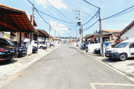 Casa à venda com 2 quartos em Vila Ursulina, Itaquaquecetuba, SP