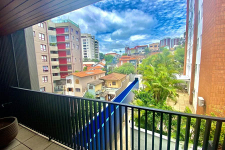 Apartamento à venda com 3 suítes em Jardim das Bandeiras, São Paulo, SP