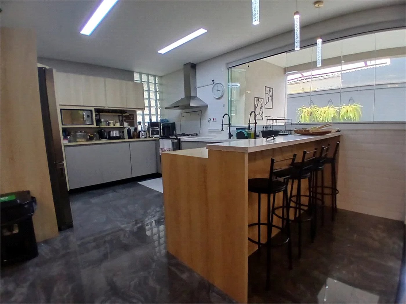 Sobrado à venda com 4 quartos, sendo 2 suítes, em Vila Ida, São Paulo, SP