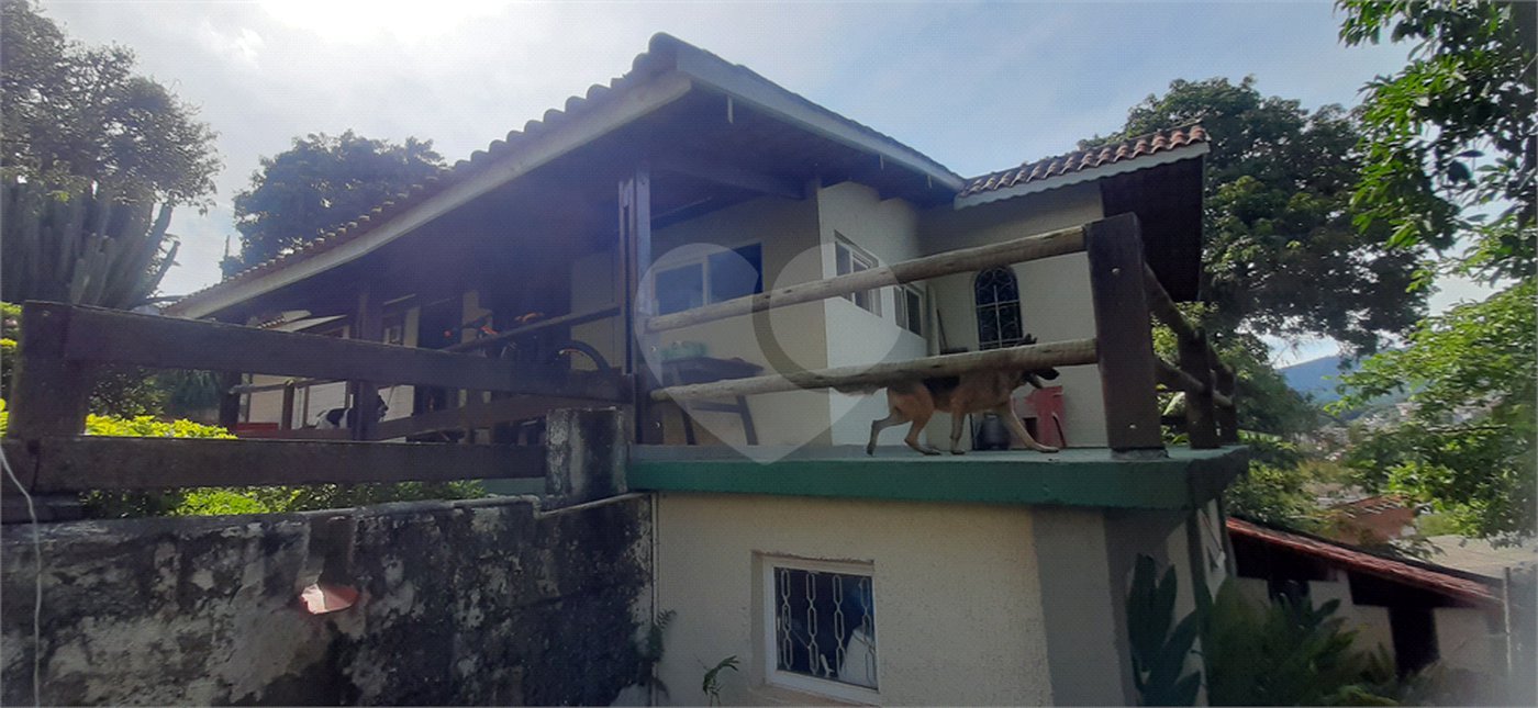 Casa Térrea à venda com 3 quartos, sendo 1 suíte,  em Serra da Cantareira, Mairiporã, SP