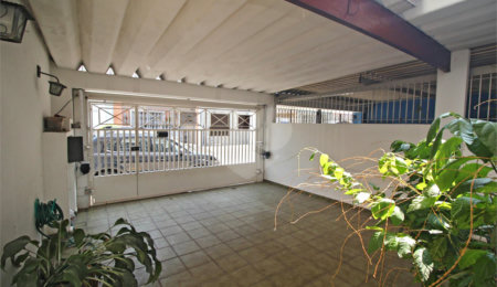Casa à venda com 4 quartos, sendo 2 suítes, em Chácara Santo Antônio, São Paulo, SP