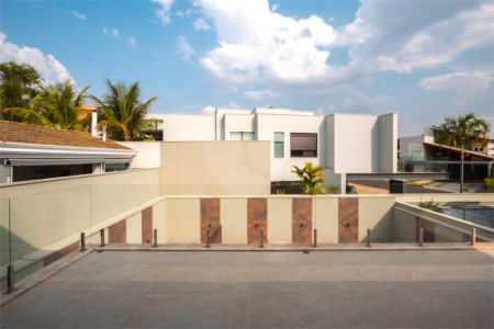 Casa à venda ou para alugar com 4 suítes no condomínio Jardim Vila Paradiso, Indaiatuba - SP