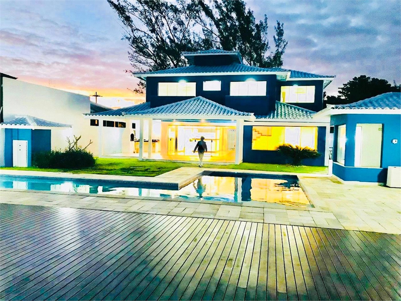 Casa para alugar com 5 quartos, sendo 4 suítes, em Marina, Armação dos Búzios, RJ