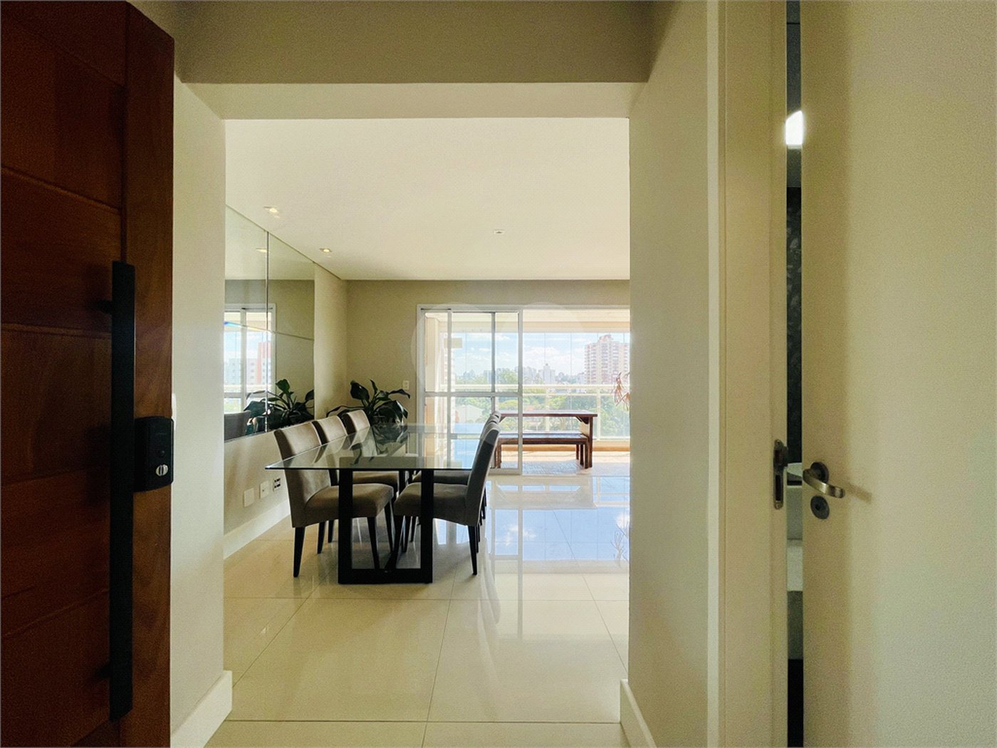 Apartamento à venda com 3 suítes em Baeta Neves, São Bernardo do Campo, SP