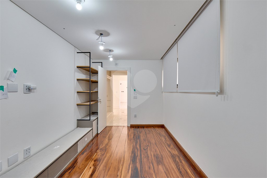 Casa Térrea à venda com 4 quartos, sendo 3 suítes, em Jardim Prudência, São Paulo, SP