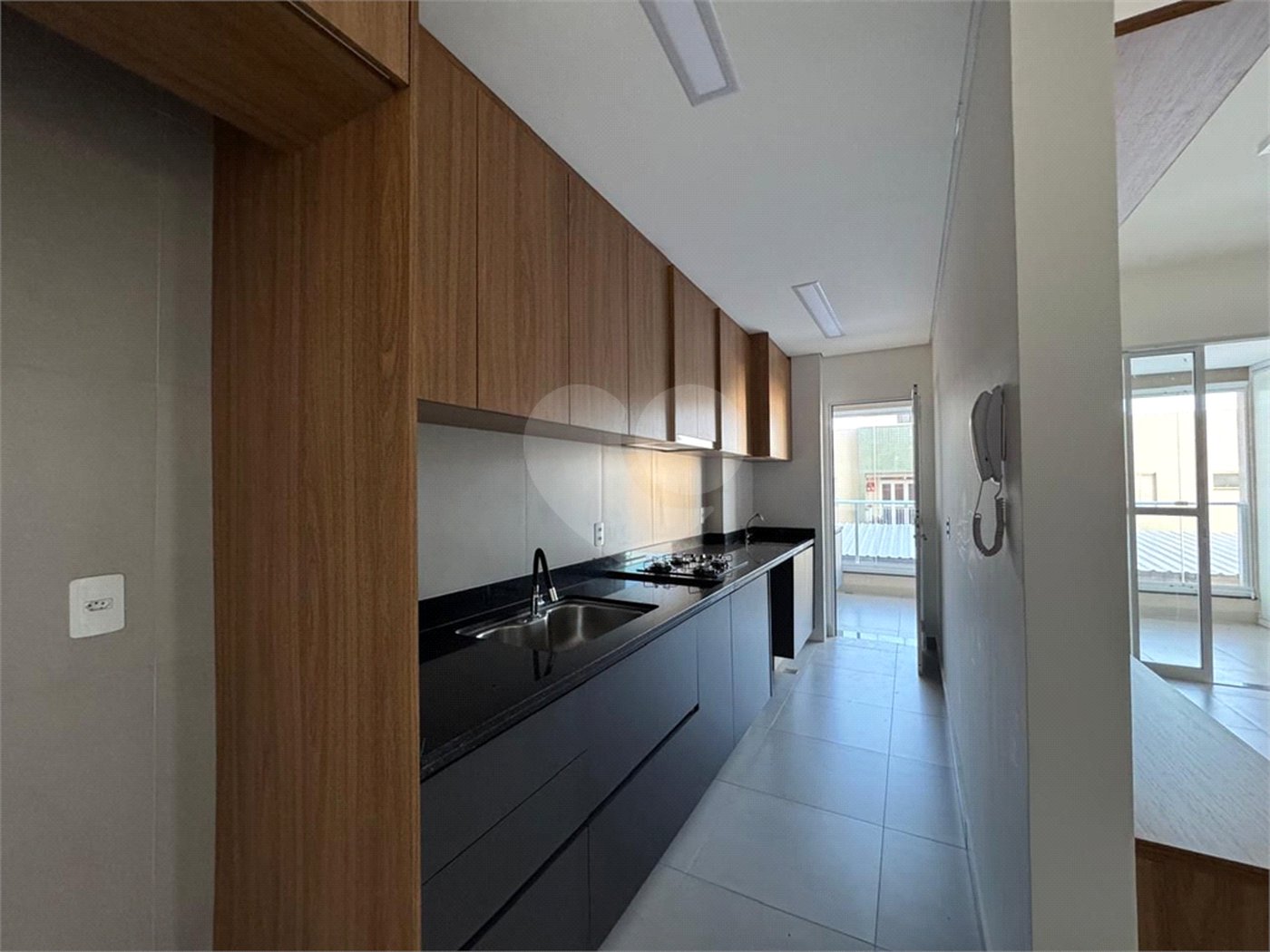 Apartamento à venda com 2 quartos, sendo 1 suíte,  em Jardim Sumaré, Ribeirão Preto, SP
