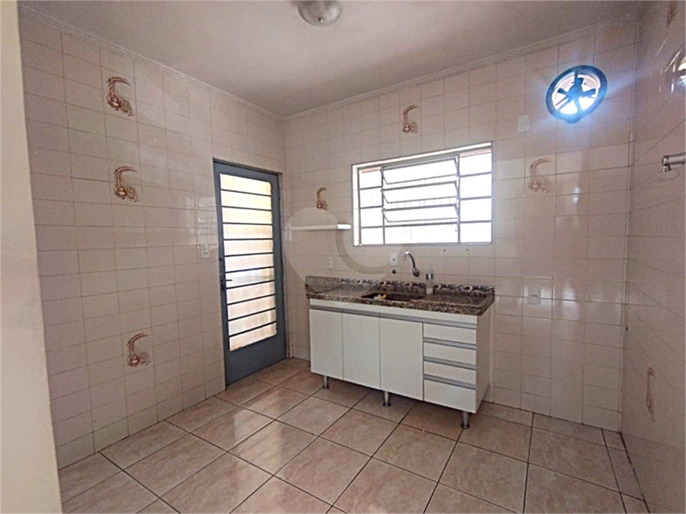 Casa à venda com 3 quartos, sendo 1 suíte, em Imirim, São Paulo, SP