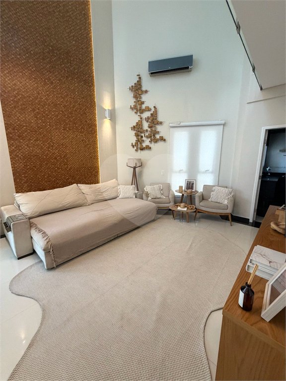 Triplex à venda com 4 suítes em Santa Teresinha, São Paulo, SP