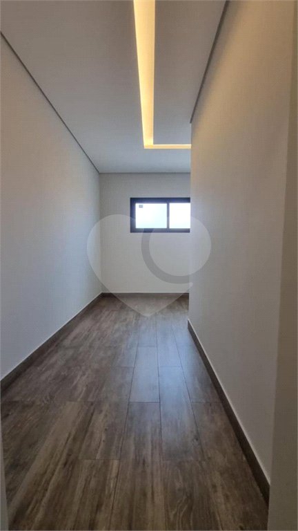 Casa à venda com 3 suítes no condomínio Portal dos Bandeirantes, Salto - SP