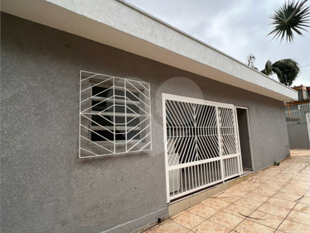 Casa Térrea à venda com 3 quartos em Jaraguá, São Paulo, SP