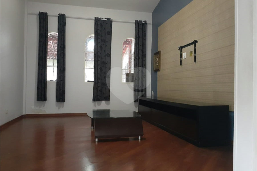 Sobrado à venda com 4 quartos, sendo 2 suítes, em Tremembé, São Paulo, SP