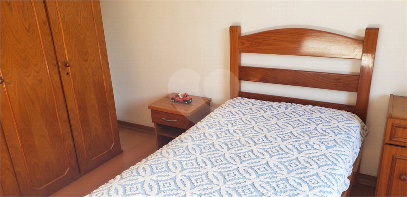 Sobrado à venda com 3 quartos, sendo 1 suíte, em Tremembé, São Paulo, SP