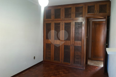 Casa à venda com 4 quartos, sendo 2 suítes, em Jardim Franca, São Paulo, SP
