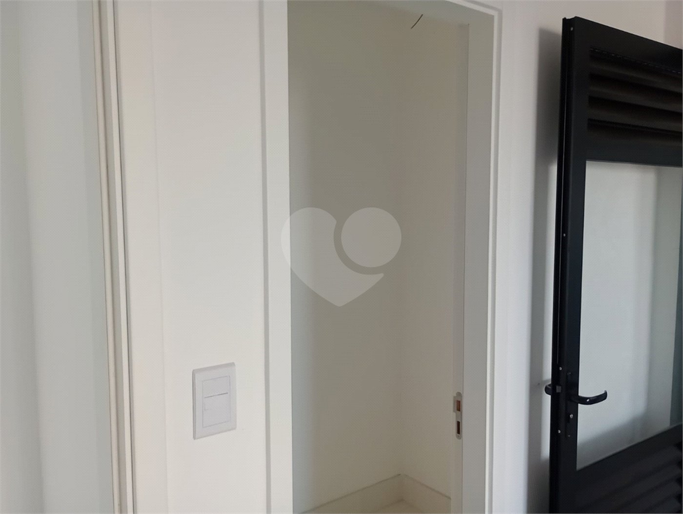 Apartamento à venda com 3 suítes no Centro, Itapetininga, SP