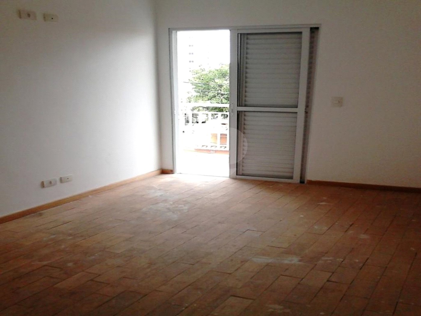 Casa à venda com 2 suítes em Jardim Odete, São Paulo, SP