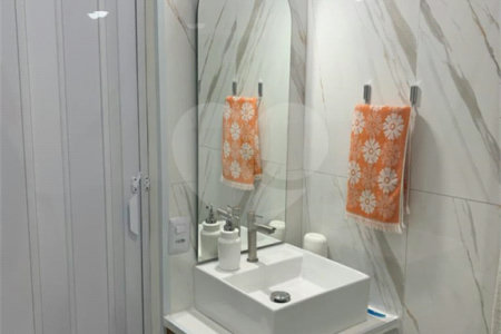 Sobrado à venda com 5 quartos, sendo 1 suíte, em João Aranha, Paulínia, SP