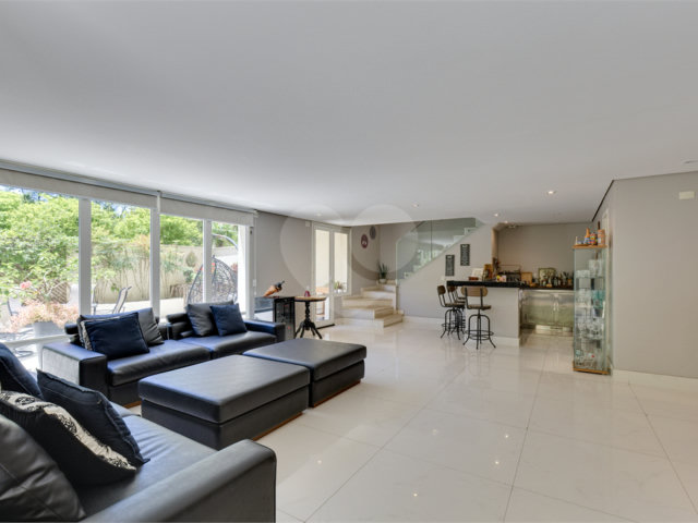 Duplex à venda ou para alugar com 4 suítes em Alto da Boa Vista, São Paulo, SP