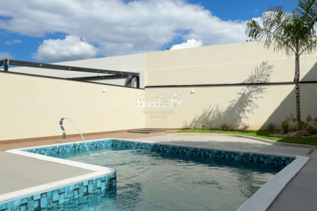 Casa térrea à venda com 3 suítes, em Nova Gardênia, Atibaia - SP